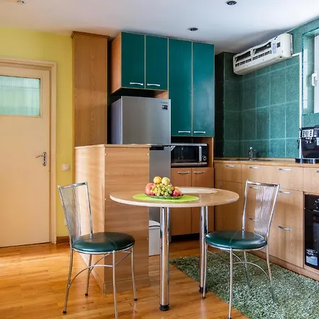 Cozy Apartment